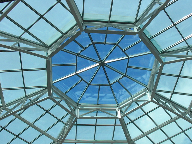Стеклянные крыши. Крыша из стекла. прозрачная крыша.